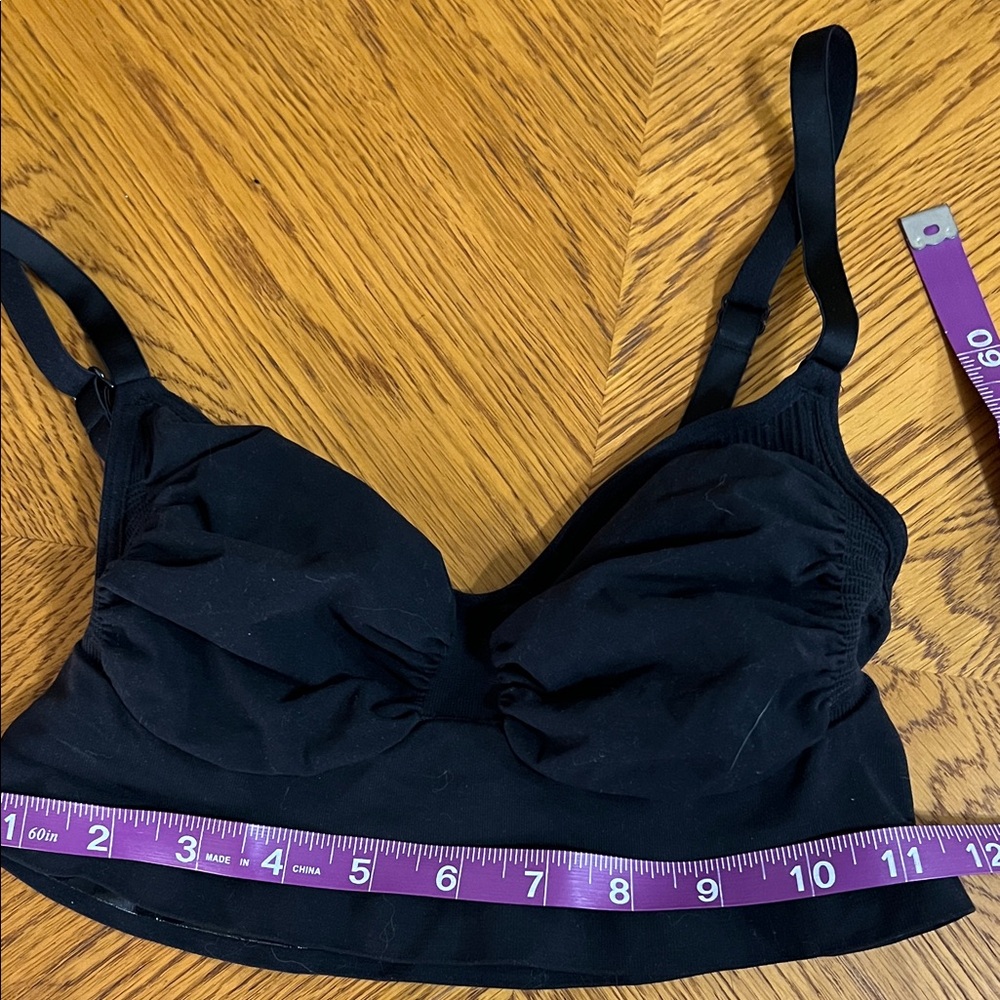 SKIMS Classic Black Bralette - Picture 5 of 9